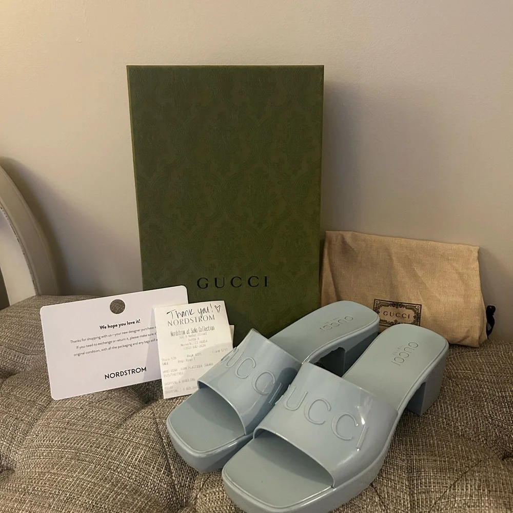 Gucci Sky Blue Rubber Platform Sandals - Picture 1 of 3